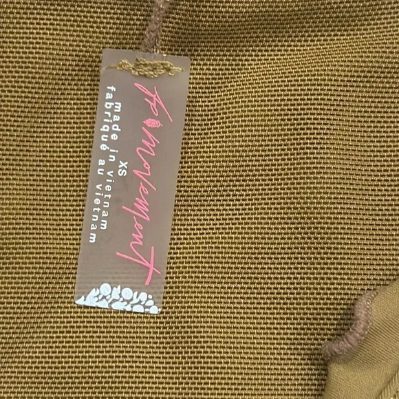 Free People Movement sz XS Hearts Aflutter Sports Bra great pre owned condition - Picture 5 of 5